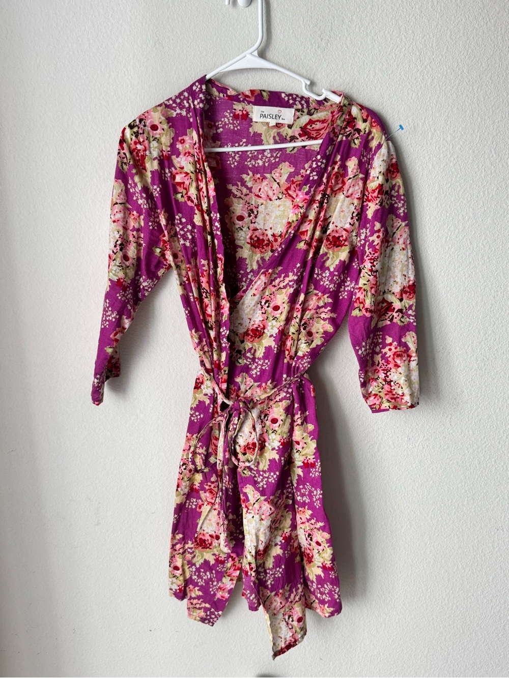 Women's Floral Wrap Robe in Fuchsia